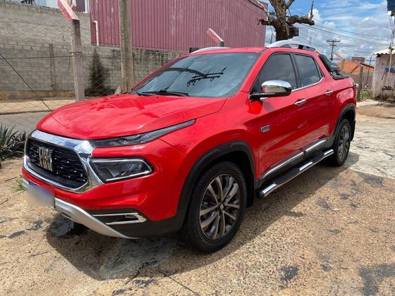 FIAT TORO 2.0 16V TURBO DIESEL RANCH 4WD AT9 FIAT TORO 2.0 16V TURBO DIESEL RANCH 4WD AT9